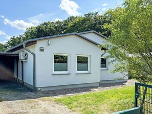 Gebäude, Dach, Haus, Zuhause, Hütte, Grundstueck, Tür, Abstellgleis, Estate, Garten