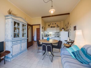 Wohnung, Schwimmbad, Eigentumswohnung, Schatten, Ferienort, Resort, Hotel, Balkon