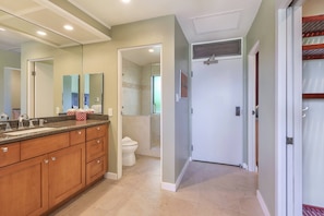 KGV-24P7 Because your bathroom should be just as fabulous as the rest of your getaway