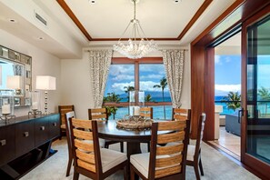 Hale-Moana-At-Montage-Kapalua-Bay Dine indoors with plenty of light and views of the island landscape