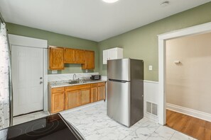 Floor, Flooring, Indoors, Appliance, Refrigerator