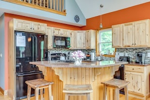 Kitchen | Main Level | Cooking Basics | Keurig Coffee Maker | Air Fryer