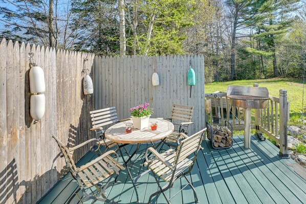 Trenton Vacation Rental | 2BR | 1BA | Stairs Required | 1,220 Sq Ft