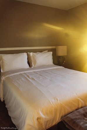 Bedroom queen