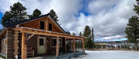 First snowfall of 2025!