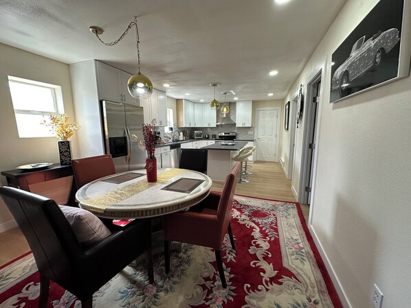 Live Room with dining area