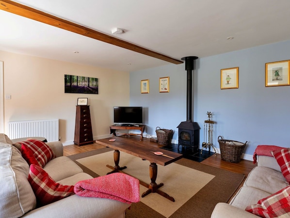Möbel, Interior Design, Flooring, Wand, Holz, Fussboden, Decke, Zimmer, Wohnzimmer, Tabelle
