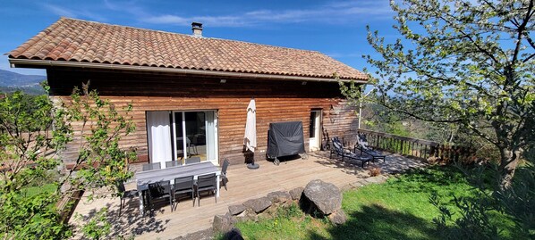 Ulkoruokailutilat