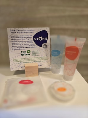Bathroom amenities