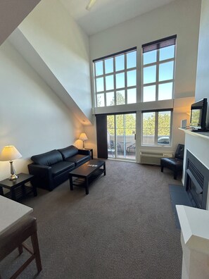 308 Main Level