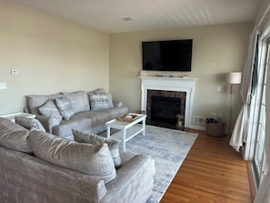 1st Floor Living Room