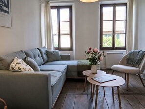 Möbel, Interior Design, Flooring, Holz, Fussboden, Tabelle, Holzboden, Couch, Wohnzimmer, Zimmer