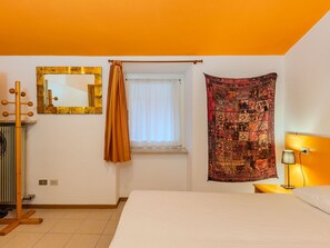 Gartenmöbel, Zuhause, Möbel, Tür, Tisch Im Freien, Stuhl, Küche & Esszimmer Tisch, Schatten, Balkon, Veranda