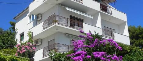 Apartments STANIĆ
