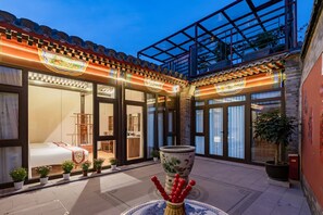 Private courtyard outside the guest room