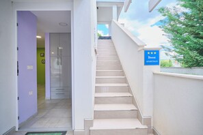 施設の入り口