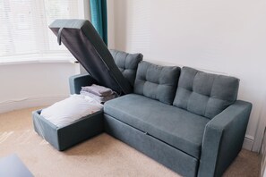 Please do let us know and we will organise the linen for you for the sofa bed