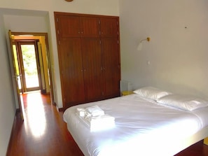 Bedroom Olival 1
