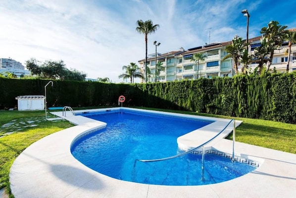 Schwimmbad des Ferienhauses