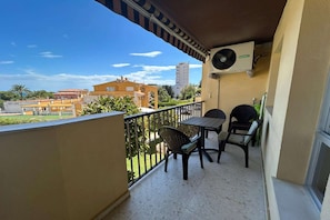 Terrasse / Balkon