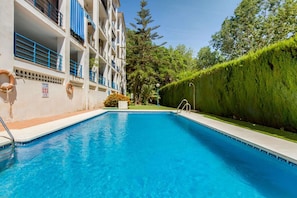 Holiday Home Swimming Pool