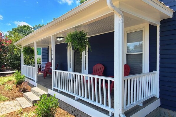 Spacious Front Porch