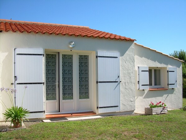 Exterior detail