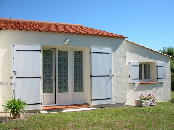 Exterior detail