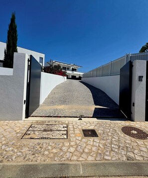 Main entrance 