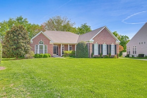 Property Exterior | Single-Story Home | Keyless Entry