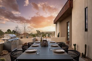 Dine al fresco