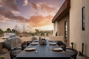 Dine al fresco