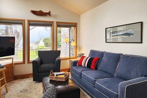 Relax in the living room!