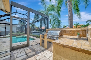Outdoor BBQ Area: Savor your meals in the fresh air on the inviting patio.
