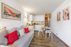 Kitchen and dining area