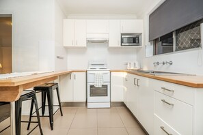 Kitchen Shot 2