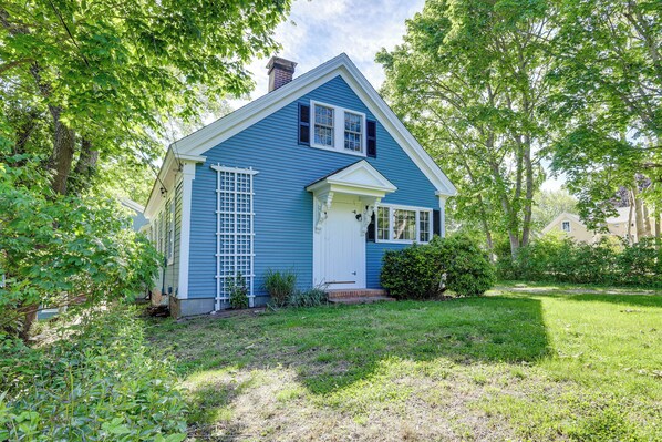 South Dennis Vacation Rental | 4BR | 2BA | 1 Step Required | 2,517 Sq Ft