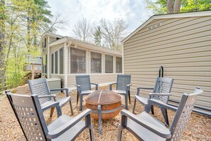 Private Fire Pit | Outdoor Seating
