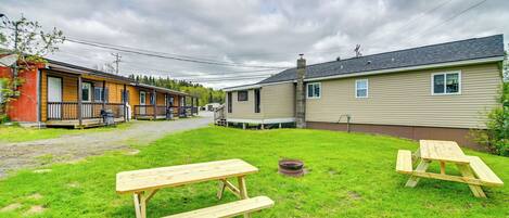 Pittsburg Vacation Rental | Studio | 1BA | 250 Sq Ft | 2 Steps to Enter