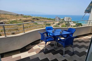 Terrasse / Balkon