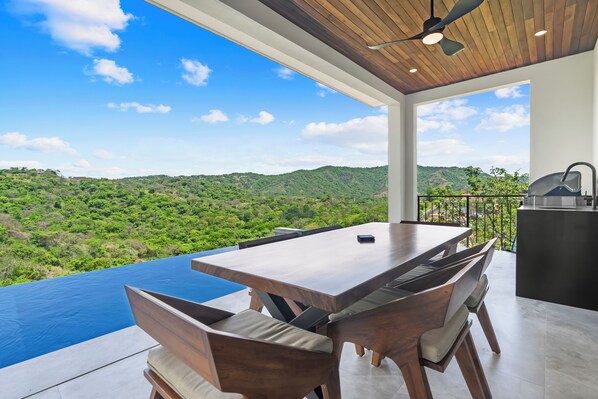 Outdoor dining