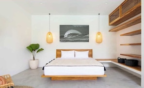 Naia 1_Mater bedroom (king size bed) with ensuite bathroom