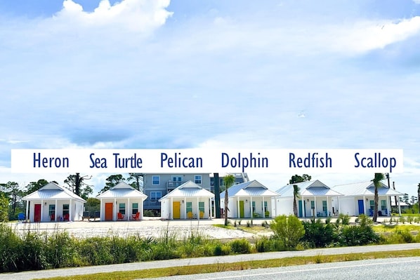 All 6 Cottages - Families Traveling Together