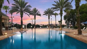 Seven Eagles: Pool, Spas, Fitness Centers and Linear Park