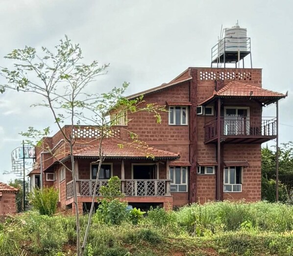Exterior