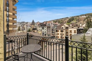 Balcony with amazing views 