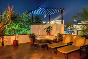 Unwind at the end of the day watching the sunset from the roof terrace!