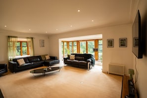 Lounge / Living Room
