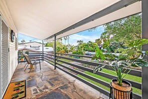 Enjoy your morning cuppa on the front balcony, overlooking the pet-friendly lawn.