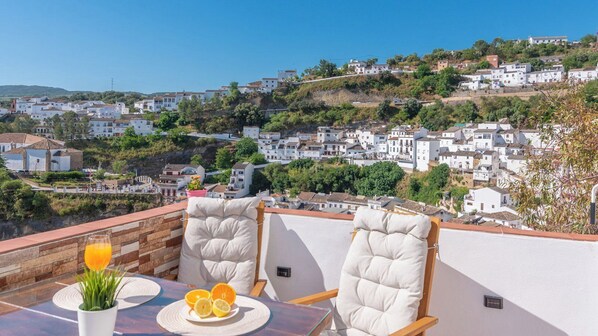 Los Cortinales Setenil de las Bodegas by Ruralidays